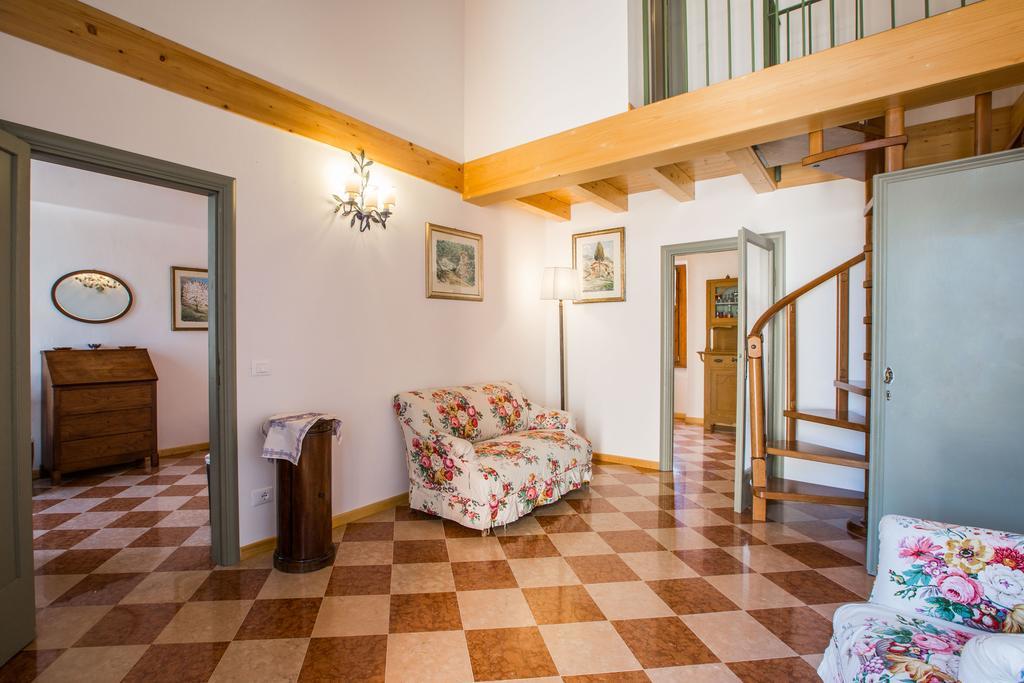 Le Camerine Apartment Water Front Toscolano Maderno Exterior photo